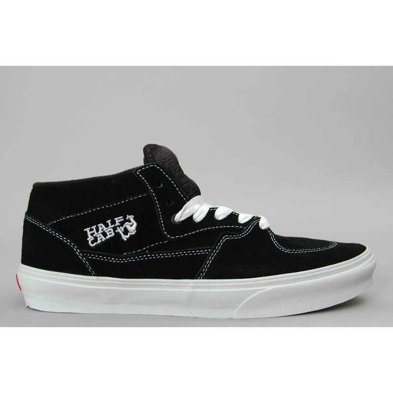 Vans – Half Cab – Black