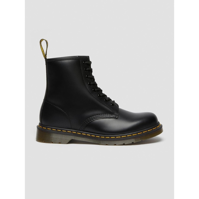 1460 Smooth Black Boots