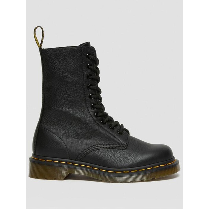 1490 Virginia Black Boots