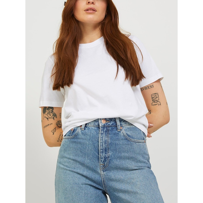 Anna T-Shirt
